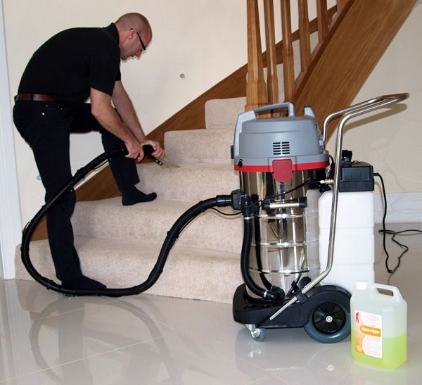 Dịch vụ vệ sinh công nghiệp 247 uy tín Tại HCM