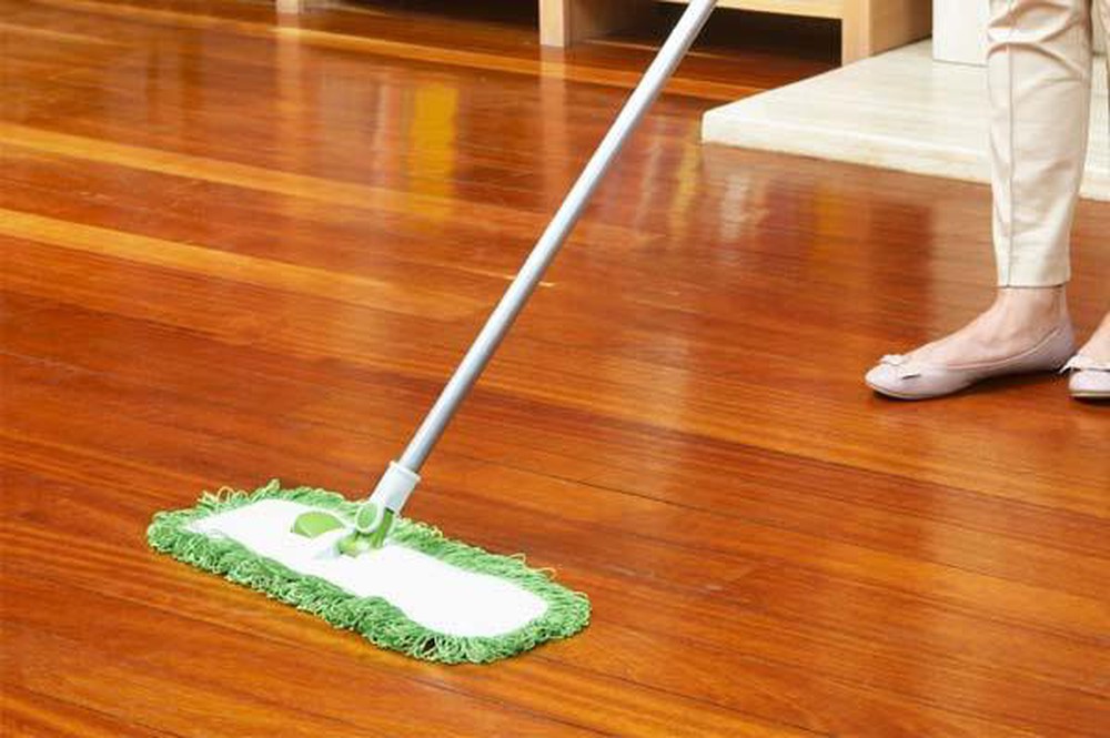 Những lý do mà bạn cần phải giữ vệ sinh cho sàn nhà