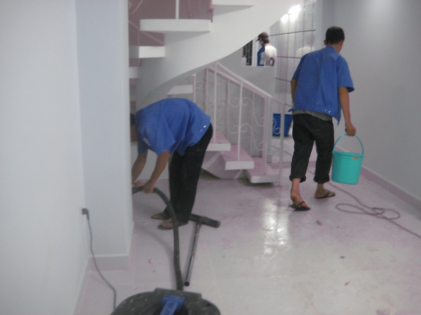 Dịch vụ vệ sinh nhà sau xây dựng tại Năm Sao giá rẻ uy tín, đảm bảo chất lượng
