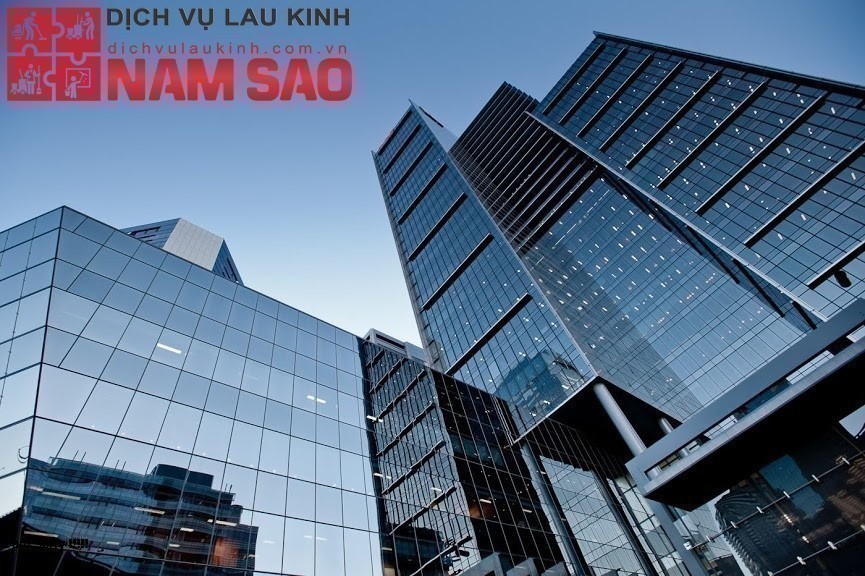 Các phương pháp lau kính nhà cao tầng an toàn hiệu quả