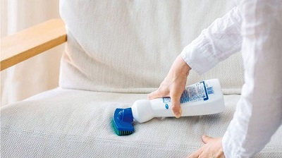 Bí quyết giặt sofa vải tại nhà đơn giản hiệu quả