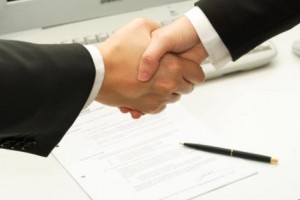 Hỏi: Tại sao phải ký hợp đồng khi thực hiện dịch vụ?
